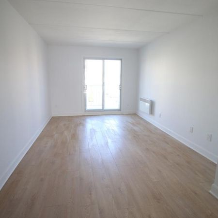 4 1/2, 2ième Étage à $1,545 - Photo 4