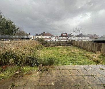 1 bedroom semi-detached house to rent - Photo 4