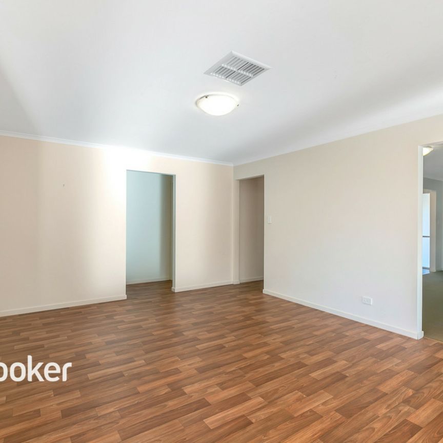 Spacious, Four Bedroom Family Home in Premium Location - Photo 1