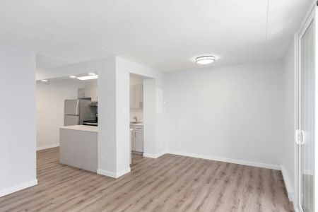 Gable Arms — 1 Bedroom 1 Bath Reno (1Bed1BathR-B) - Photo 4