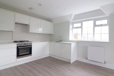 3 bedroom apartment to rent - Photo 5