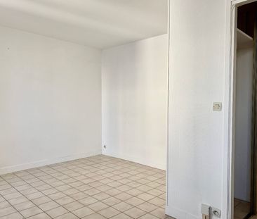 Location Appartement 1 pièce 21m² - Photo 1