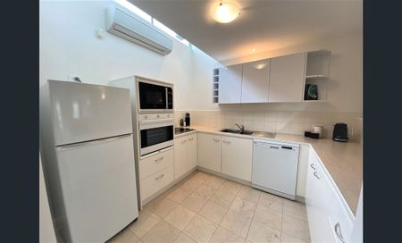 95 Salamanca Square - Photo 4