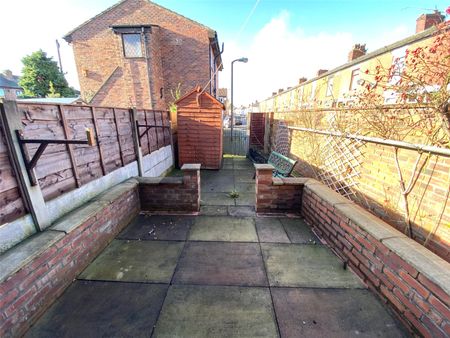 Buxton Lane, Droylsden, Manchester, Greater Manchester, M43 6HQ - Photo 4