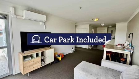 City-Fringe Living – Modern Apartment in Eden Terrace - Photo 2