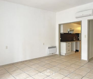 Location Appartement 2 pièces 42m² CHATEAURENARD 13160 - Photo 4