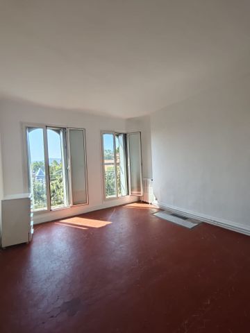 Appartement 5 pièces 183m2 MARSEILLE 8EME 2 300 euros - Photo 3