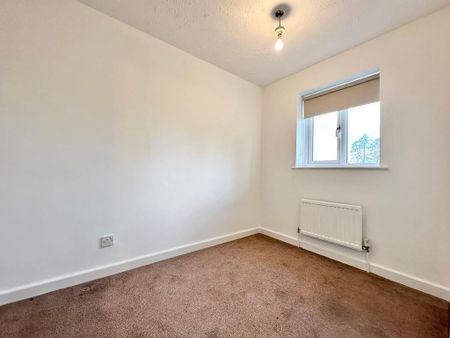 2 bedroom semi-detached house to rent - Photo 4