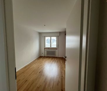 CHARMING 3½ ROOMS FULLY RENOVATED – Centre de la Roche - Photo 2