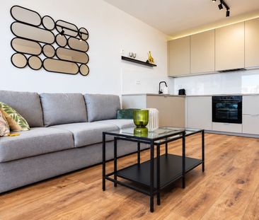 Prenájom 2-izbovvý byt s balkónom, garážou, Rovinka - Photo 1