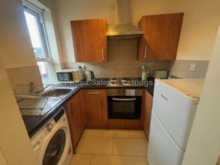 2 bedroom apartment to rent - Photo 2