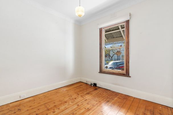 45 Bridge Street, Port Melbourne VIC 3207 - House For Rent | Domain - Photo 1
