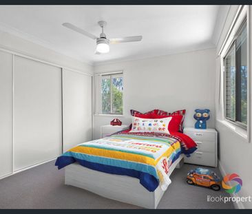 Charming Townhouse in Vibrant Goodna - Photo 2