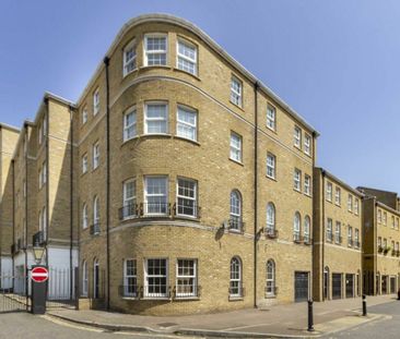 Frederick Square, SE16, London - Photo 1