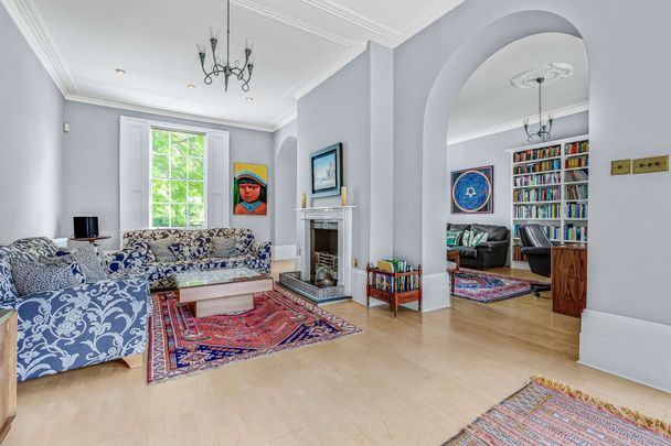 Hampton Court Road, East Molesey, Surrey, KT8 9BP - Photo 1