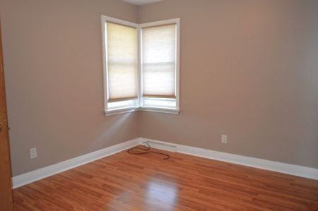 East Barrie: 3 Bed, 1.5 Bath Family Home, Melrose Ave. - Photo 5