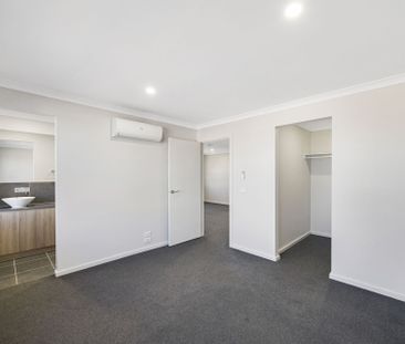 60 Verona Crescent, Fraser Rise - Photo 3