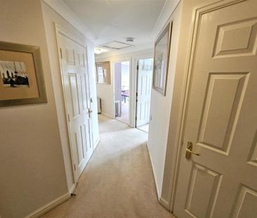 2 bedroom retirement property to rent - Photo 5