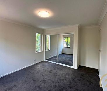 Spacious Newly Renovated 2 Bedroom Home! - Photo 2
