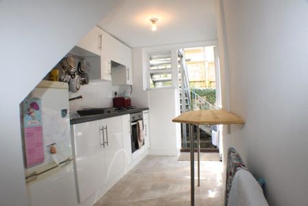 2 bedroom house share to rent - Photo 4