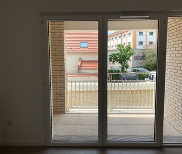 Location Appartement 2 pièces 42m² - Photo 6