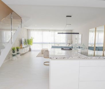 4 Bedroom Townhouse For Rent in Marbella, Málaga - Foto 2
