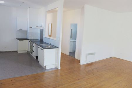 ARCHITECTURE INSOLITE - Location duplex au Jardin Public - Photo 2