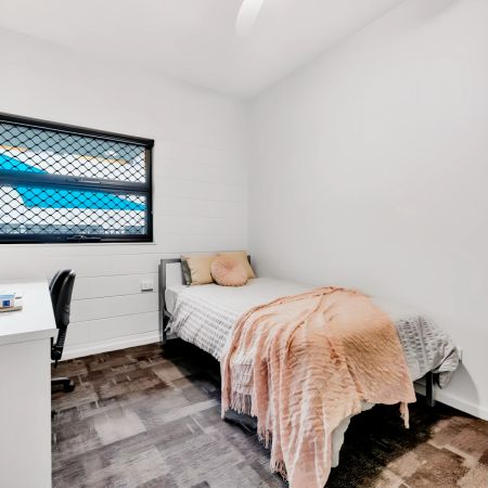 6 Bedrooms Apartment Premium - Photo 3