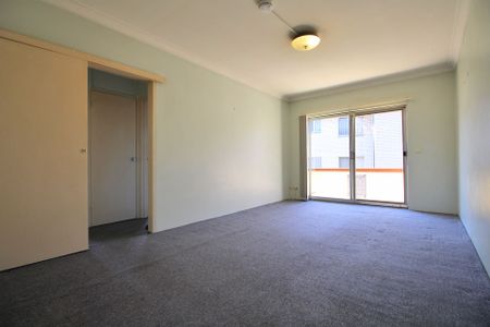 9/10-12 Fleet Street, North Parramatta. - Photo 2