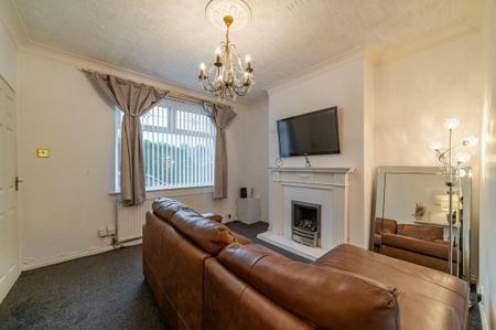 2 bedroom terraced house to rent - Photo 2