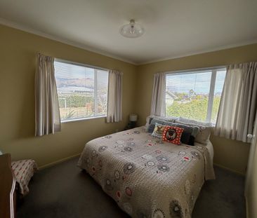 Lake Hawea Retreat - Photo 3