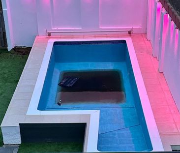 Dorchester Road, WEYMOUTH - Photo 5