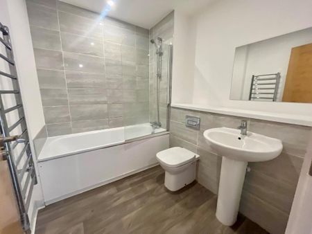 2 bedroom flat to rent - Photo 4