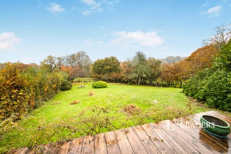 1 bedroom apartment to rent The Abbey, Hammerwood Road, East Grinstead, RH19 - Photo 2