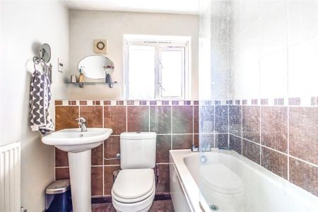 2 bedroom terraced house to rent - Photo 5