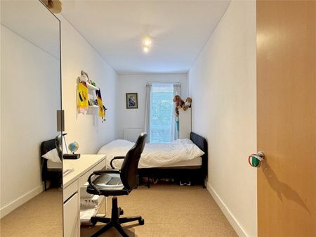 28, Charcot Road, Colindale, London, NW9 - Photo 5