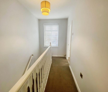 4 bedroom semi-detached house to rent - Photo 5