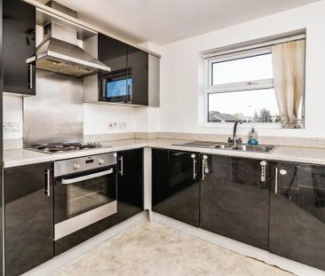 2 bedroom apartment to rent - Photo 6