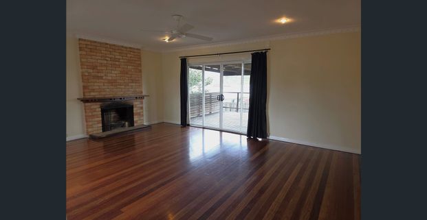 Brilliant Position for UQ - Photo 1