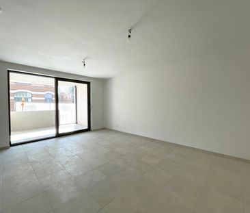 GELIJKVLOERS APPARTEMENT MET 2 SLPK EN ZUID-OOST TERRAS - Foto 1