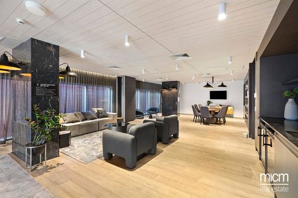 1403W/105 Batman Street - Photo 1