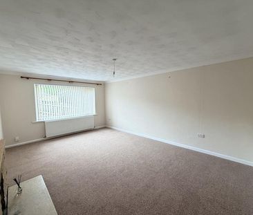 3 bedroom detached house to rent - Photo 3