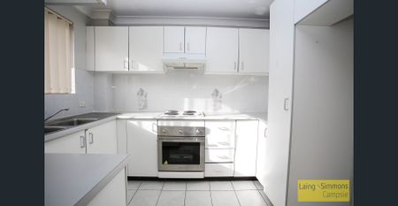 Large Unit With Lock Up Garage - Photo 4