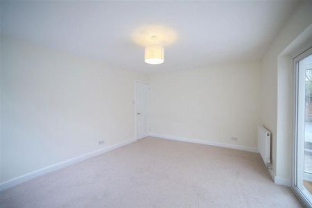 2 bedroom bungalow to rent - Photo 4