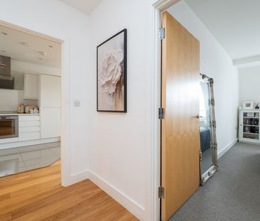 Sutton Court Road, Sutton, SM1 - Photo 1