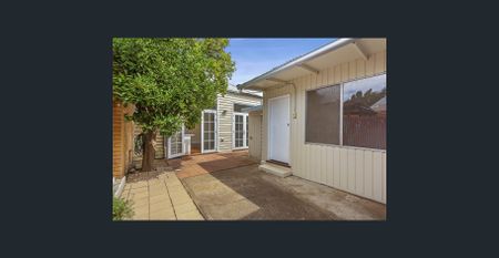 Picture Perfect - Photo 2