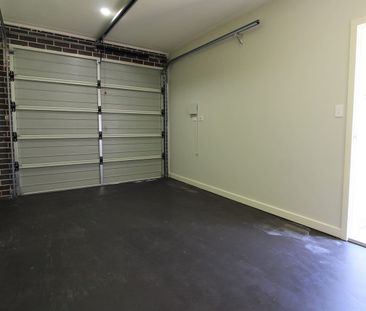 Beautifully designed 4 bedroom corner home in Stanhope Gardens for ... - Photo 1