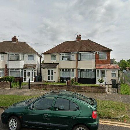 3 Bed Detached House, Pendragon Road, B42 - Photo 3