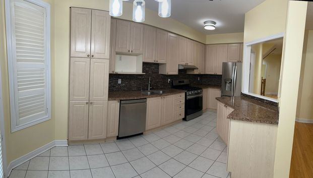 For Lease - 544 Matisse Place, Mississauga, Ontario - Photo 1