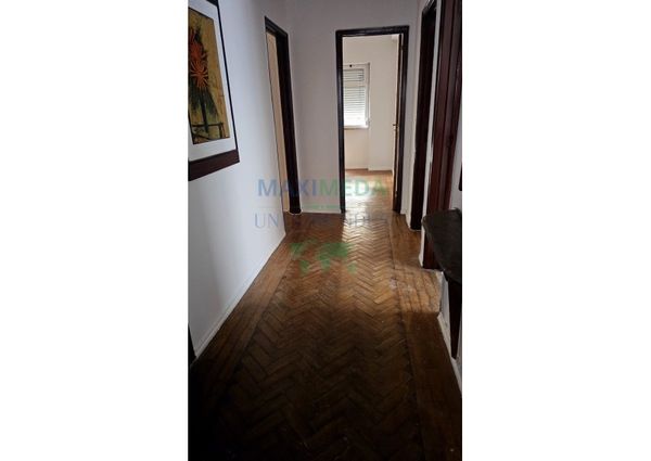Apartamento T3 em Lisboa